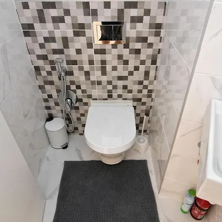 Appartamento Greek Quarter Flat Two Br Next To Sea Garden *