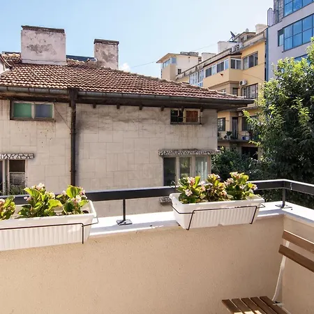 Greek Quarter Flat Two Br Next To Sea Garden * 瓦爾納